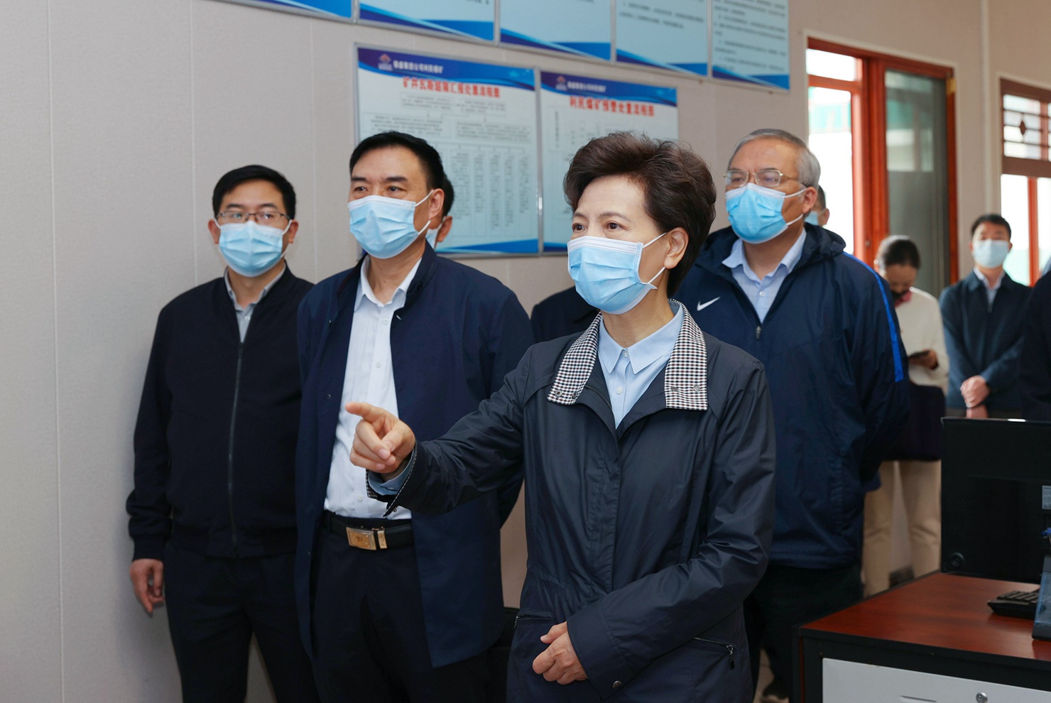 諶貽琴赴貴陽市檢查安全生產工作