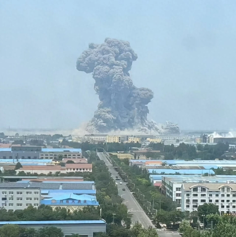 高密化工廠爆炸：保險業(yè)的“裸奔”與安責險市場的靈魂拷問